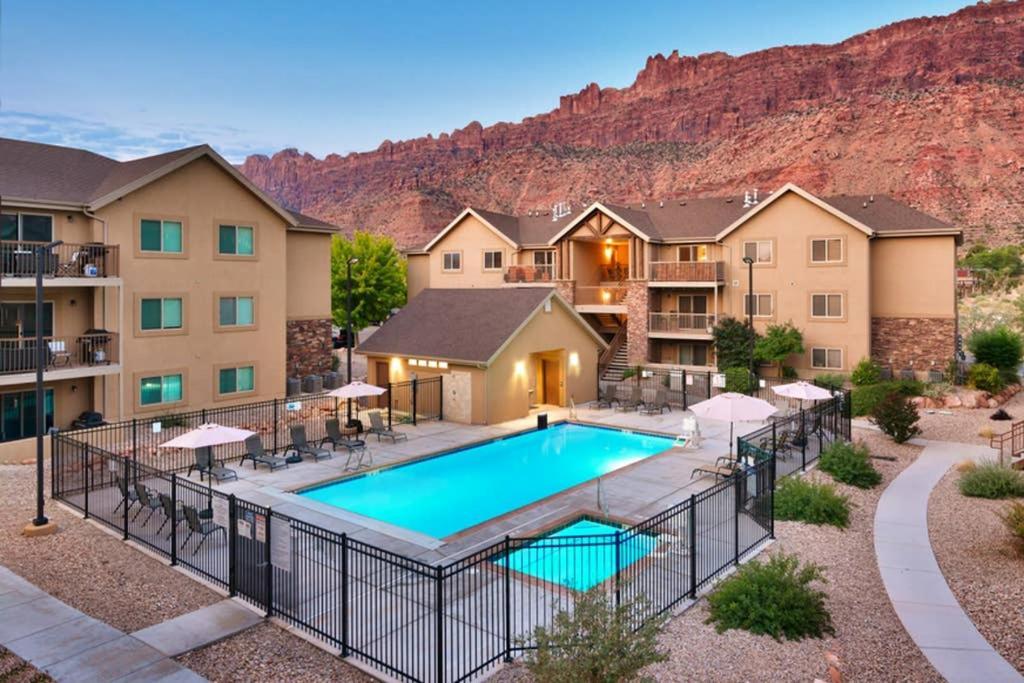 5K Top Floor Redcliff Condo, Pool & Hot Tub Moab Eksteriør billede